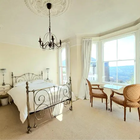 West Hill Retreat Edwardian Balcony Ensuite With Room Served Breakfast & Free Parking Hastings Exterior photo